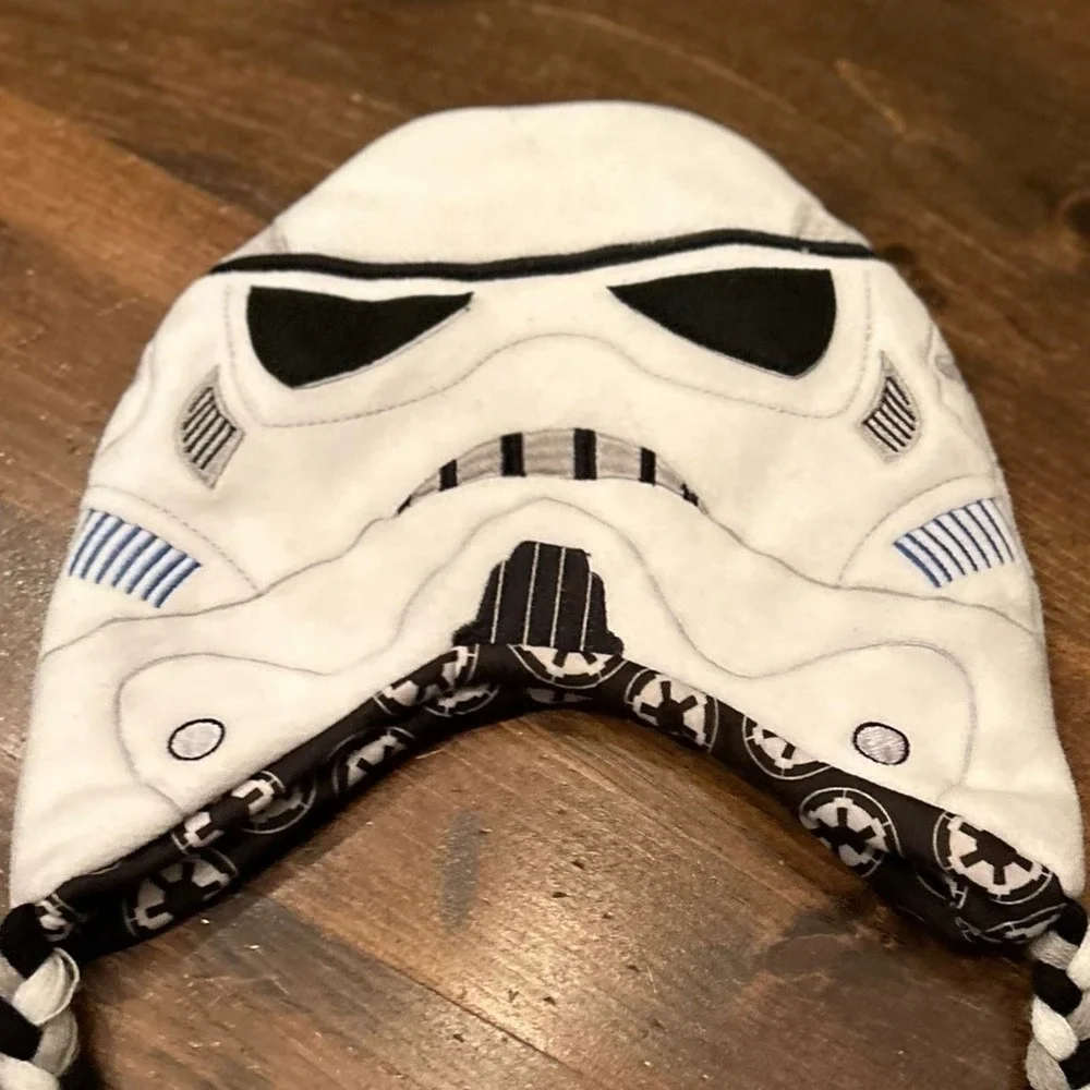 Star Wars Stormtrooper Beanie Kids OSFM White Peruvian Trapper Hat Winter Comfy